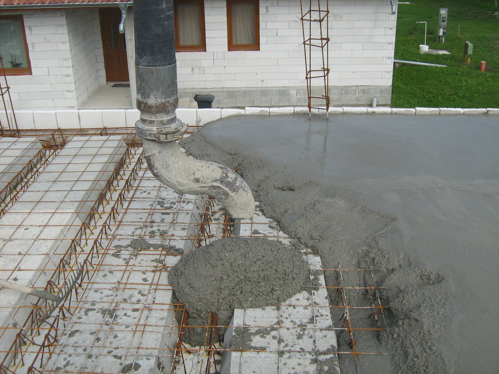 ÃpÃtsd okosan!: amit a betonrÃl tudni kell, betonozÃs hÃzilag ...
