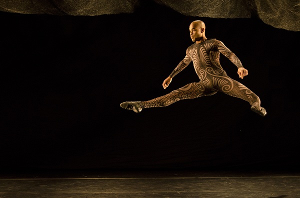 Grupo Corpo - Sem Mim - Palácio das artes - fundação clóvis salgado - grande teatro - balé contemporâneo Grupo Corpo - Sem Mim - Palácio das artes - fundação clóvis salgado - grande teatro - balé contemporâneo