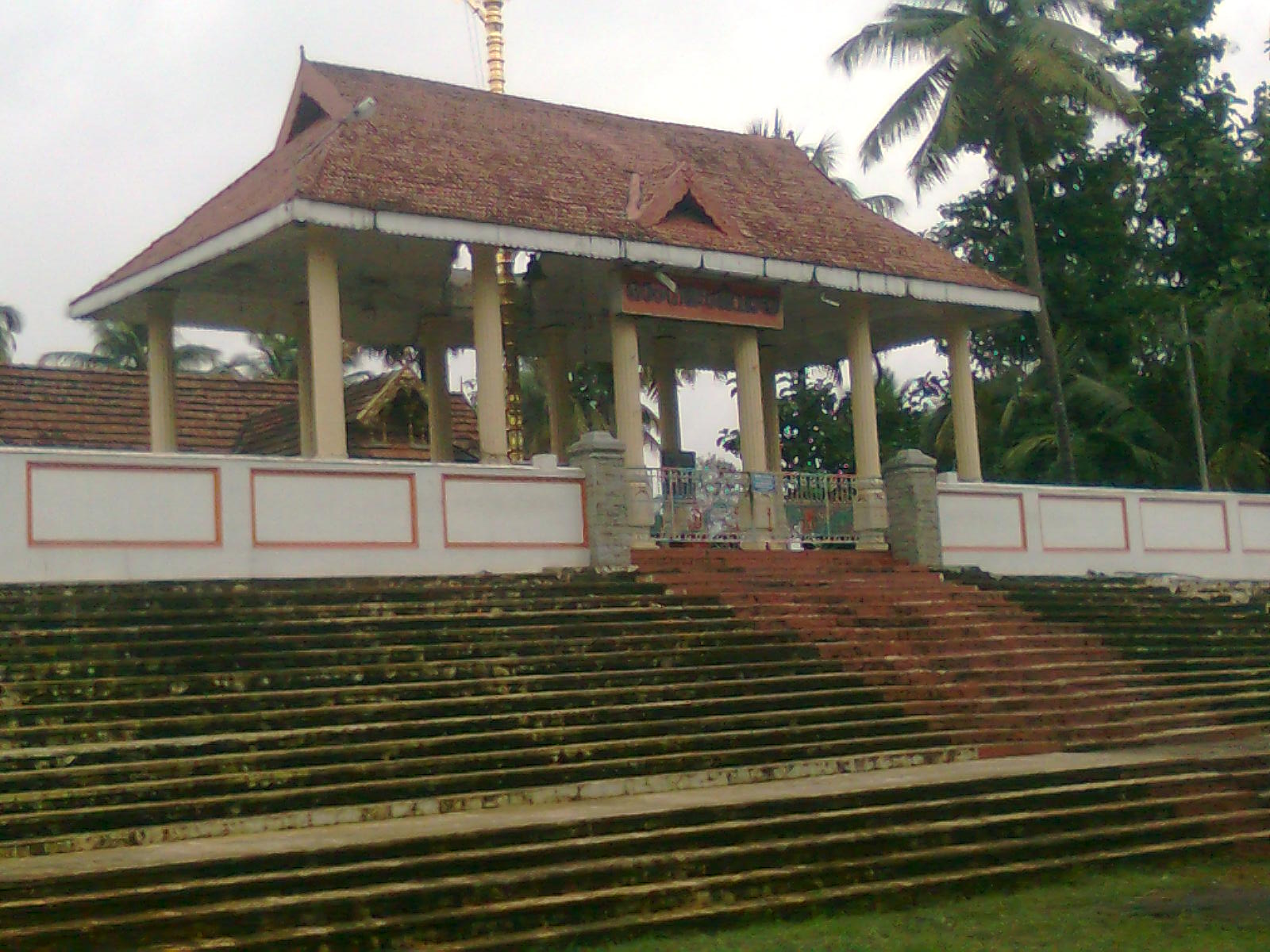 Poojas-velloorkunnam temple