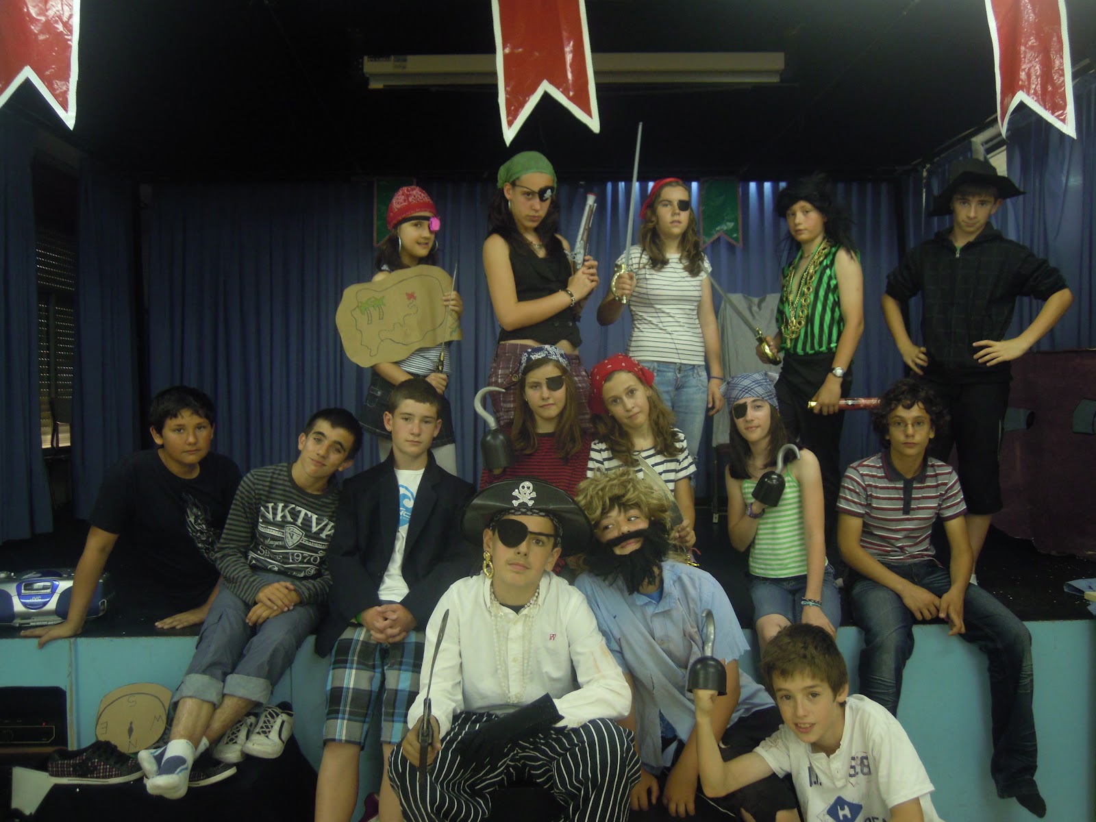 HELLOUNKINA GOODBYE PIRATES!!!!