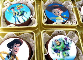 Coklat Oreo Toy Story