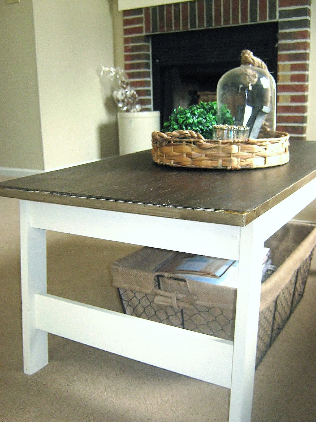 Farmhouse Inspired Walmart Coffee Table Makeover!