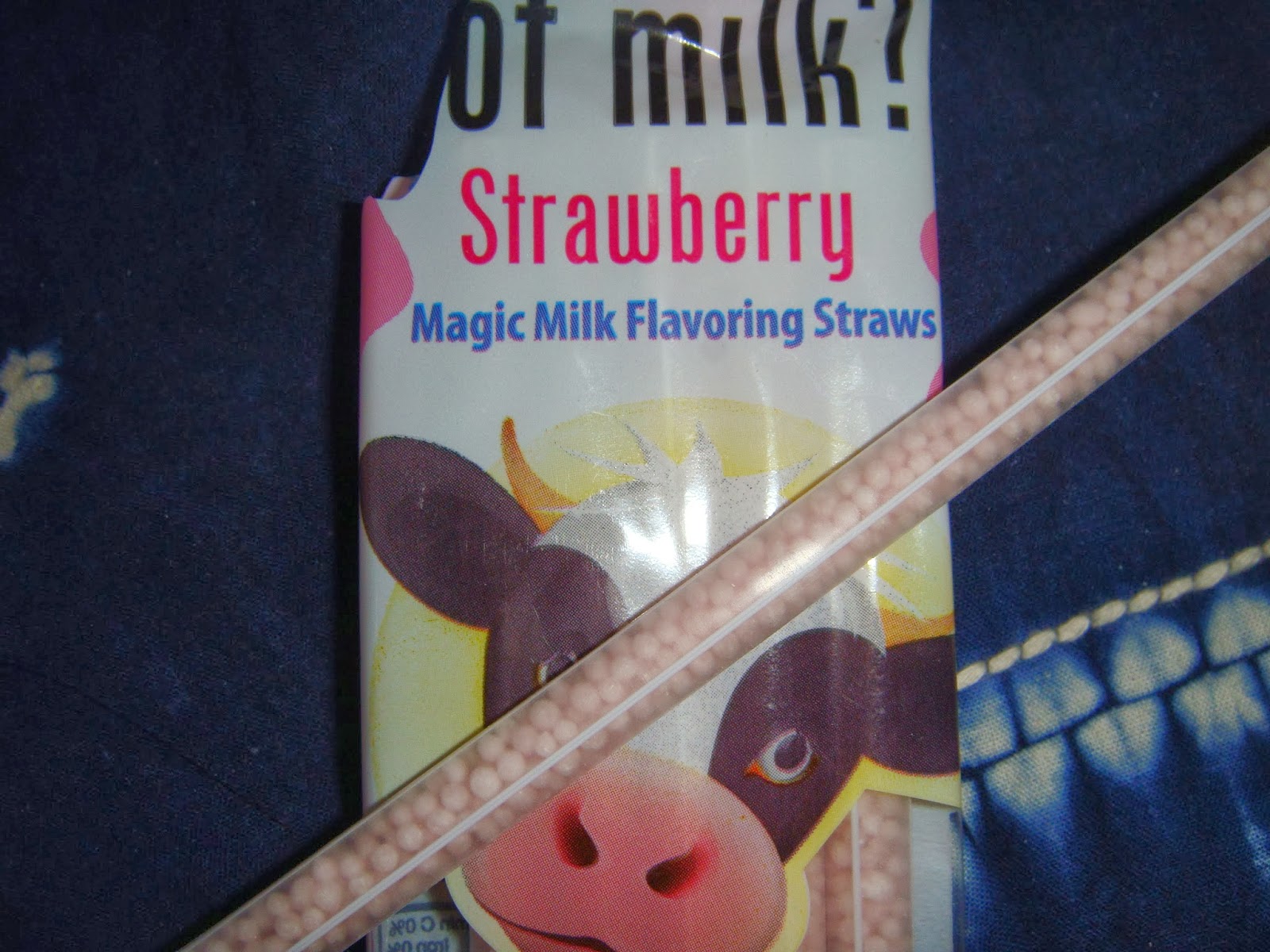 Supersupergirl's Food Reviews Fun with got milk? magic straws collection!!