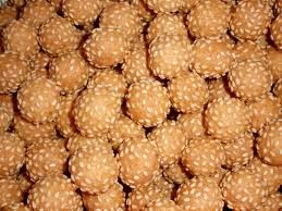 distributor snack kerupuk keripik kacang makanan distributor snack kerupuk keripik kacang makanan