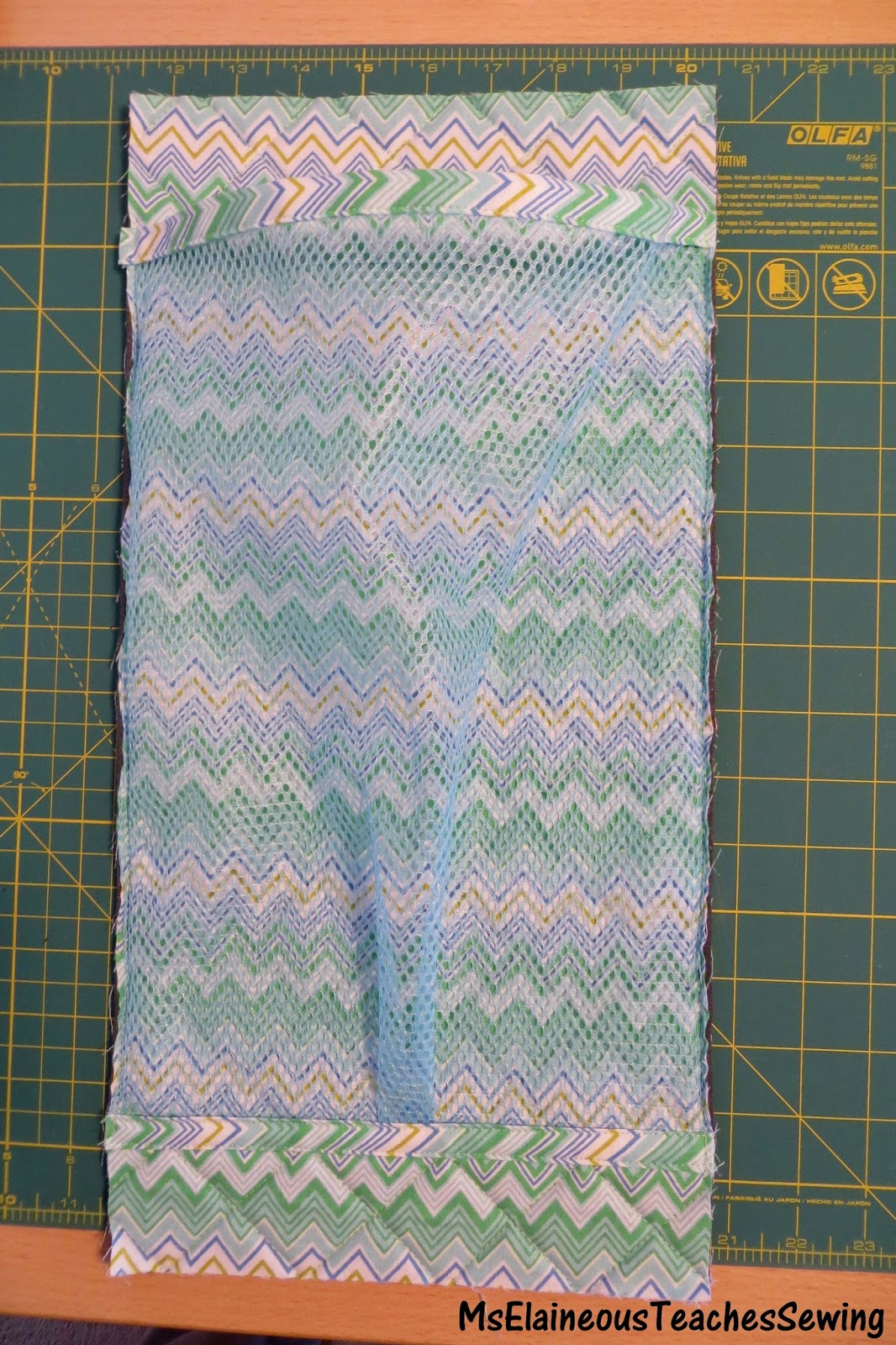 Ms. Elaineous Teaches Sewing Making a Pleated Mesh Pocket