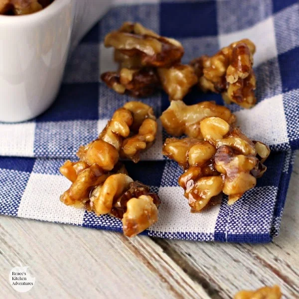 Maple Syrup Glazed Walnuts | Renee's Kitchen Adventures Two ingredients make this super simple snack so easy and healthy!