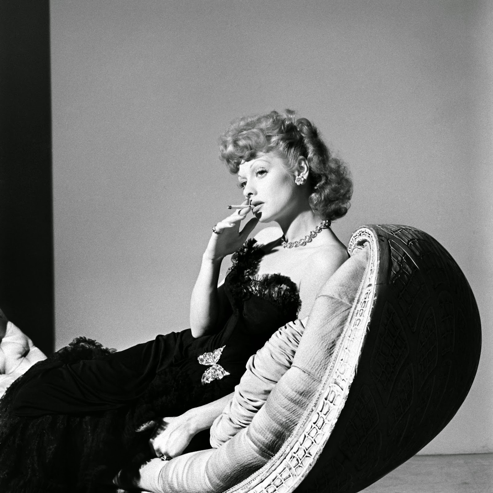 Fascinating Historical Picture of Lucille Ball in 1942 