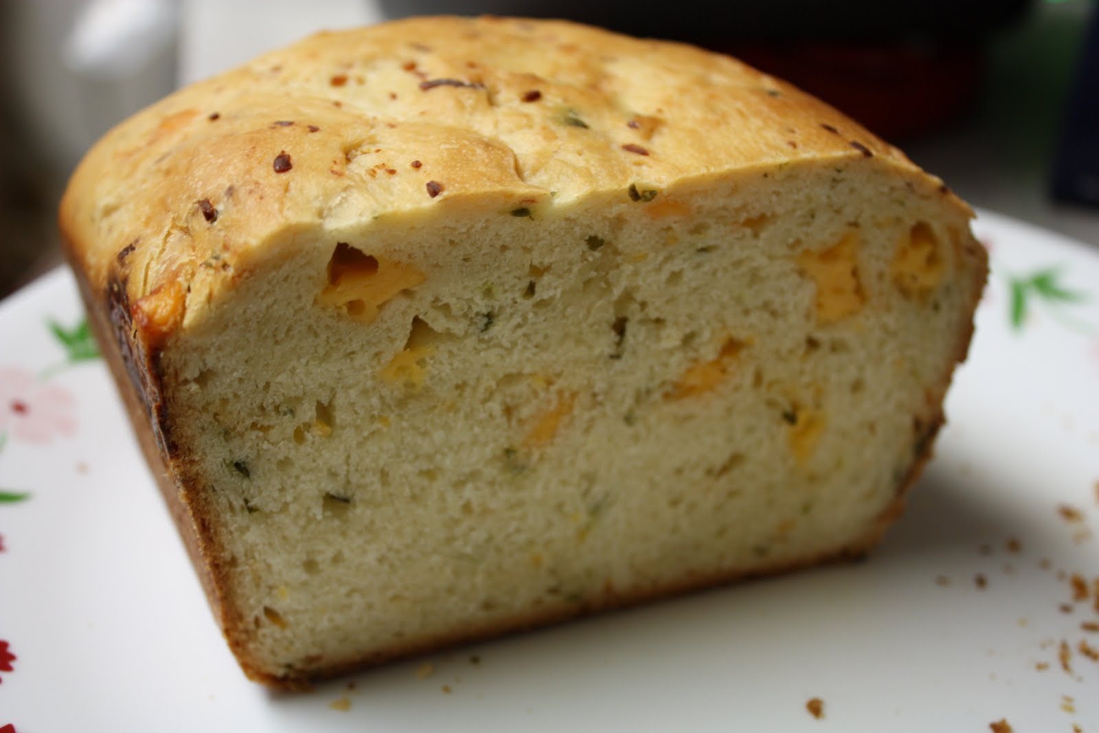 Cheese with Noodles Buttermilk Cheddar Chive Bread