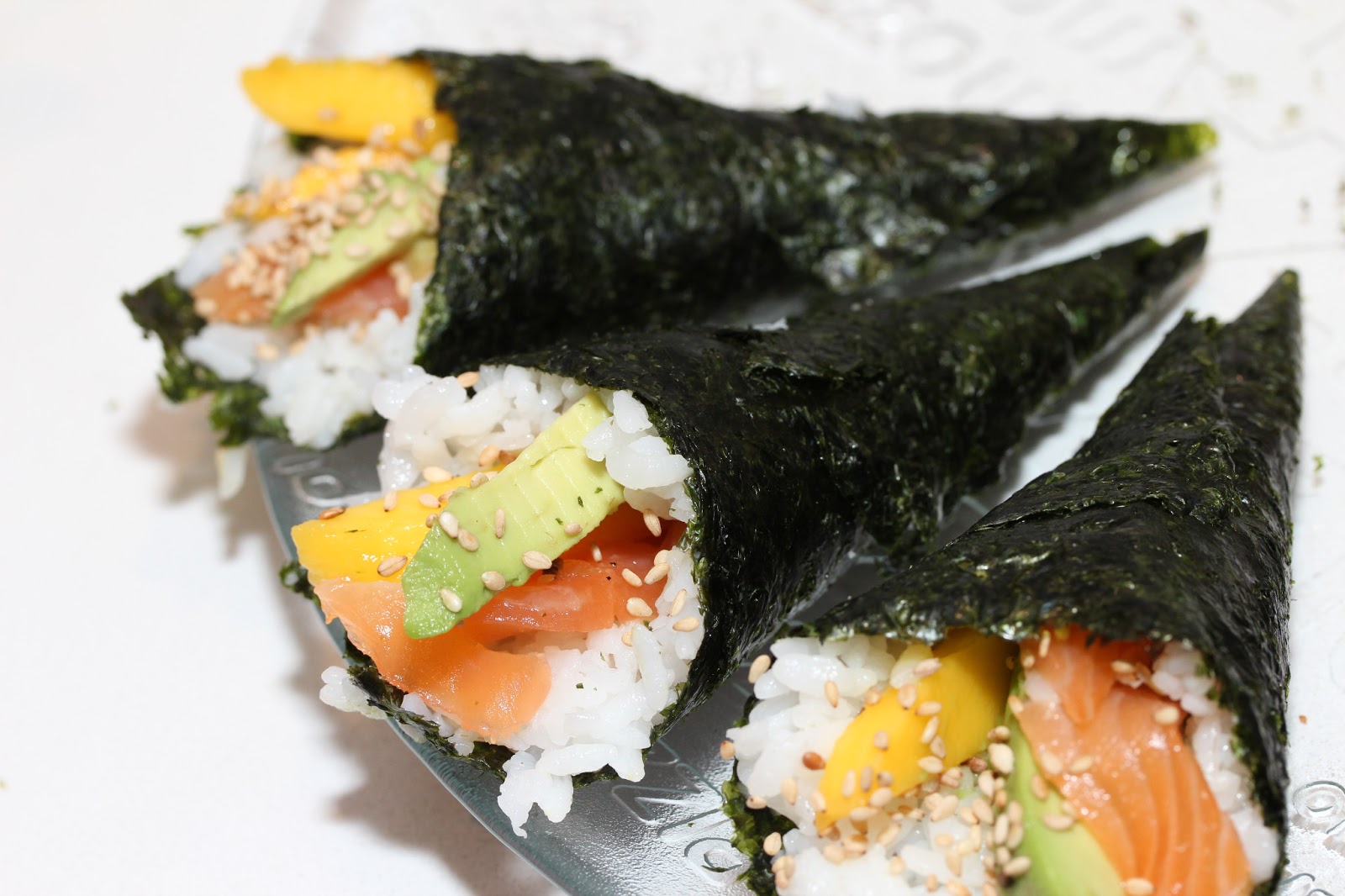 Fiona's Japanese Cooking BASIC JAPANESE COOKING TEMAKI SUSHI HAND ROLLS
