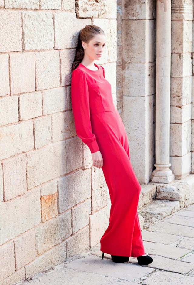 mono invitada jumpsuit