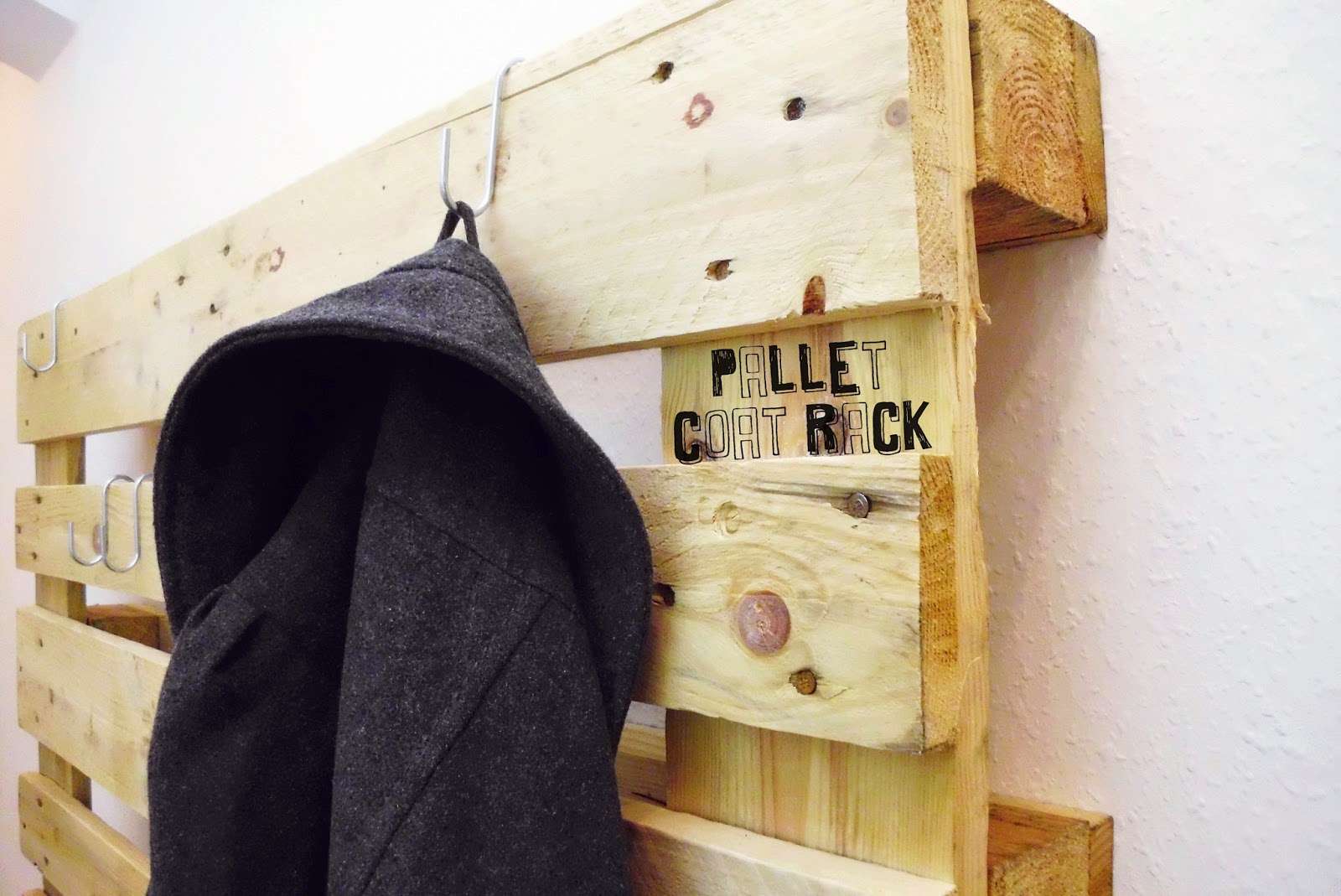 Curious and Catcat A Handmade Home Pallet Coat Rack