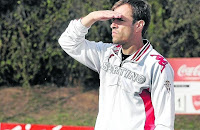 http://1.bp.blogspot.com/--B2iykup7X4/T7YQDp6obdI/AAAAAAAALHc/OqRnUghTw1o/s1600/Manolo+Sporting.jpg
