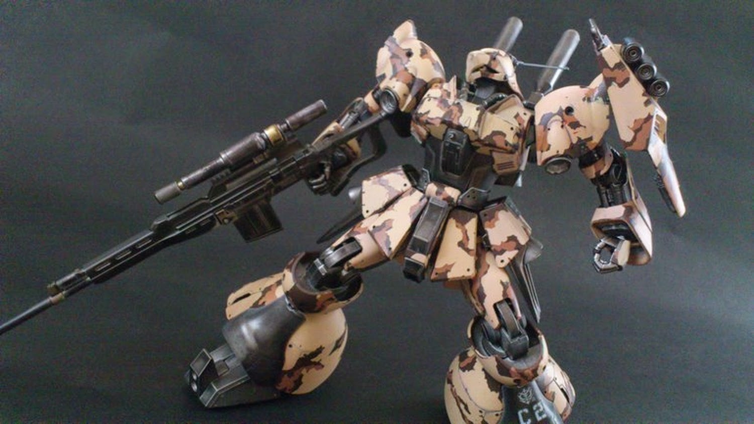 Custom Build HGUC 1/144 Jagd Doga "Camouflage" Gundam Kits