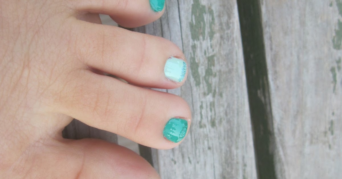 Getting Hooked Nail Art... I am hooked here too!!