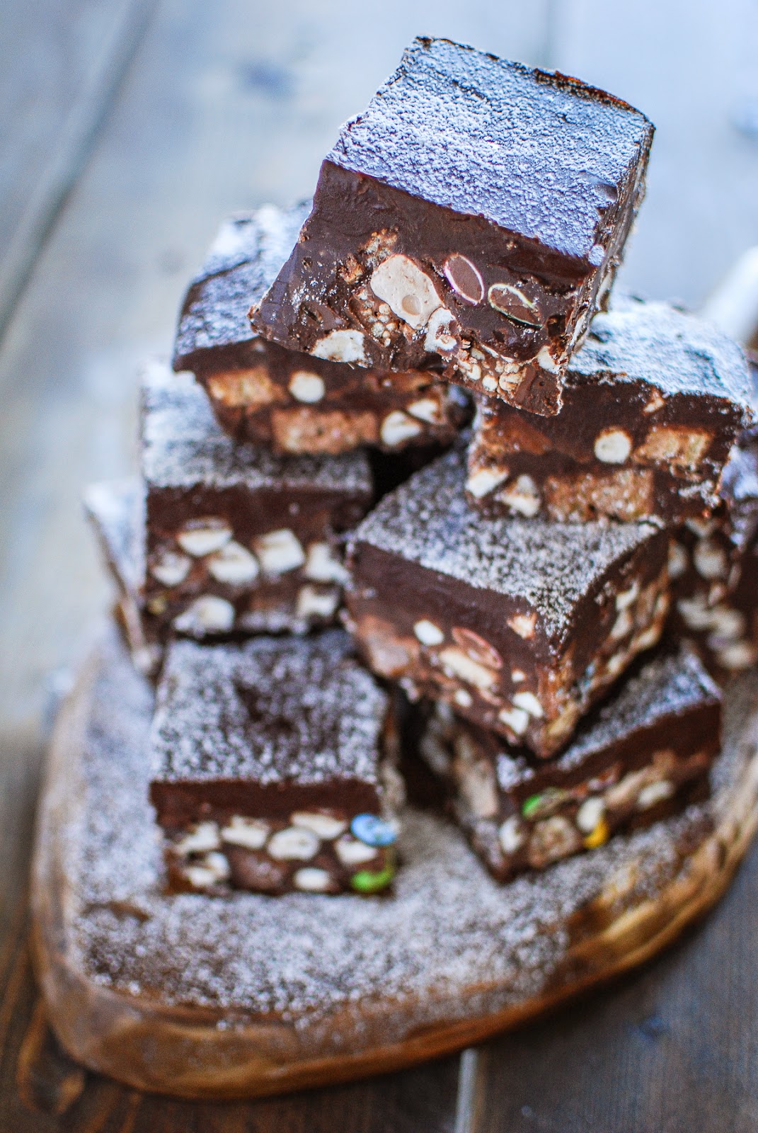 A delicious tiffin packed with all of your sweet shop favorites