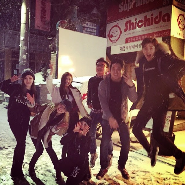 Welcome The Snow With Snsd S Hyoyeon And Her Friends Wonderful Generation