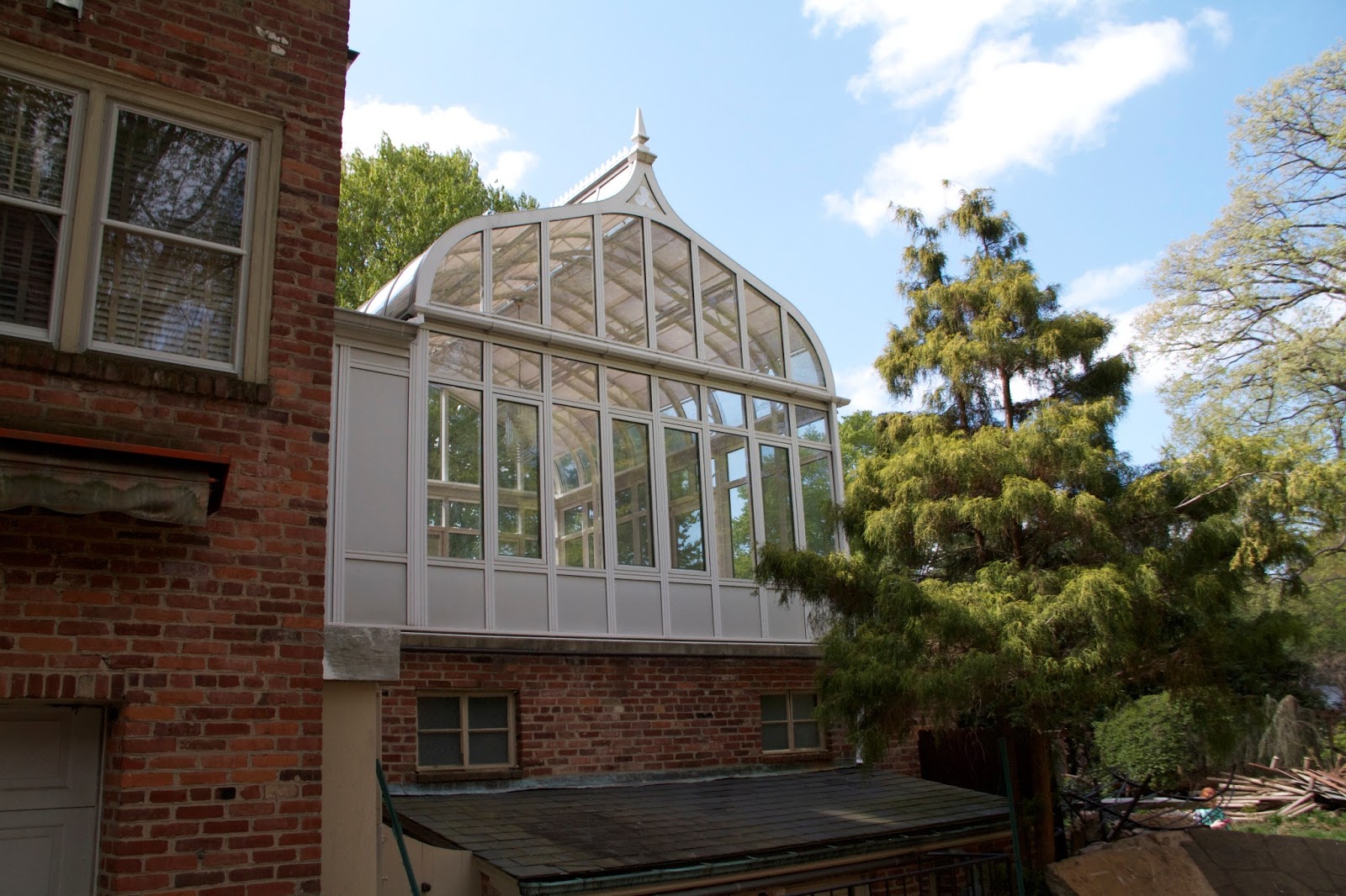 Black Dog Salvage Architectural Antiques & Custom Designs Salvage