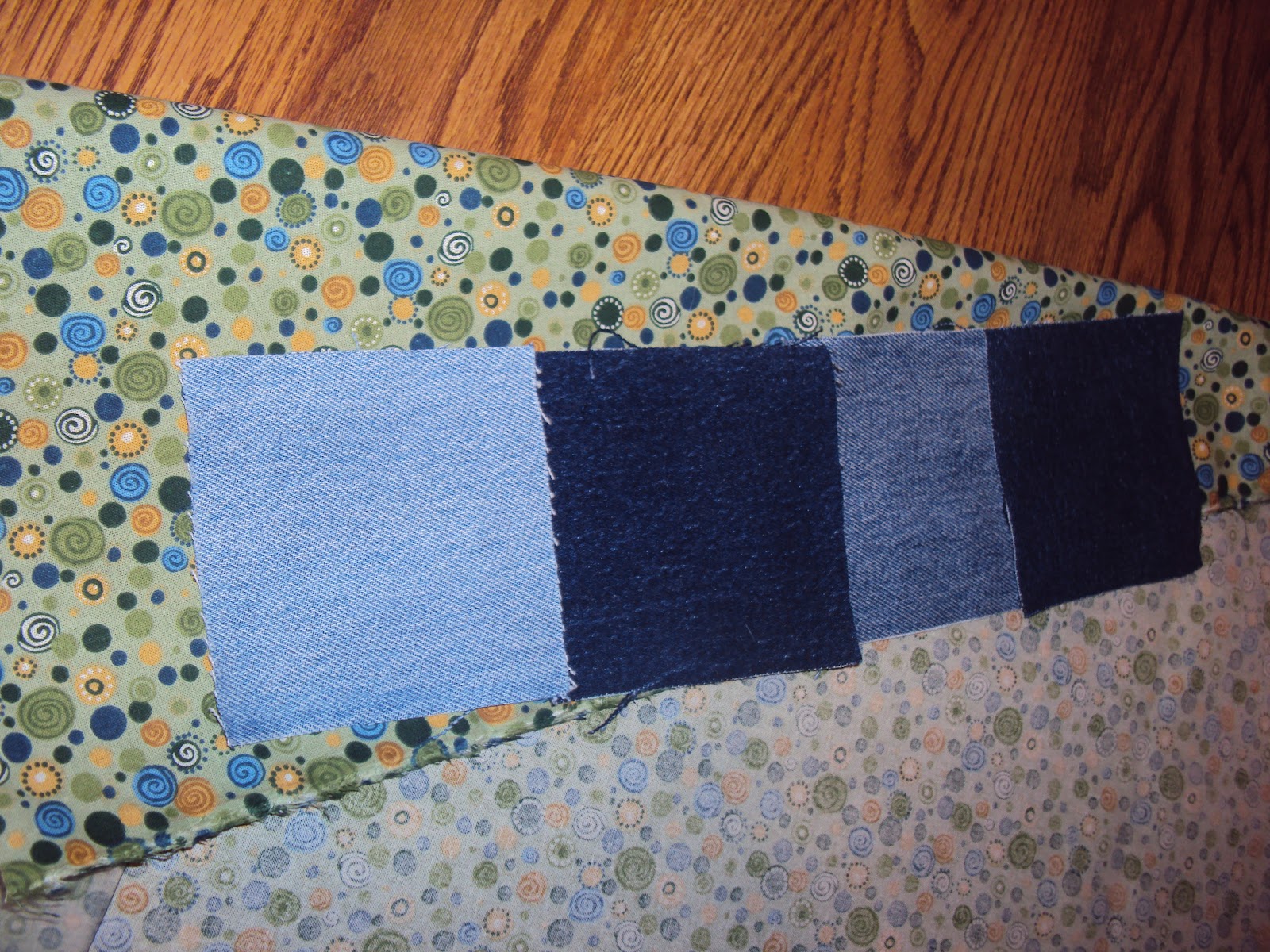 Livin' and Lovin' life How to make a baby Blue Jean Rag Quilt