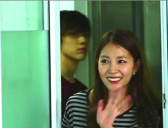 [Instiz] SM trainee's unexpected (?) debut ~ Netizen Buzz