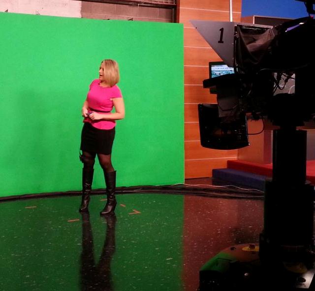 THE APPRECIATION OF BOOTED NEWS WOMEN BLOG : Traffic Reporter Jackie