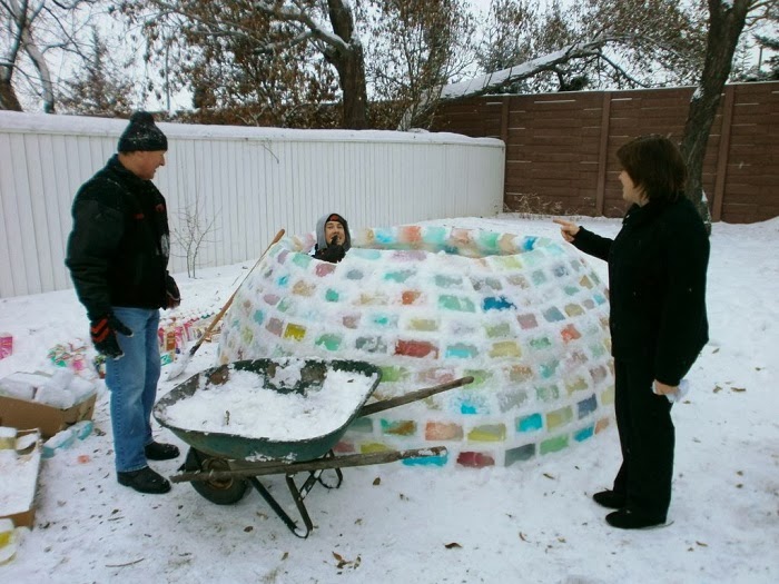 What This Couple Built In Their Snowy Backyard Made Me Insanely Jealous. Seriously…Wow. What This Couple Built In Their Snowy Backyard Made Me Insanely Jealous. Seriously…Wow.