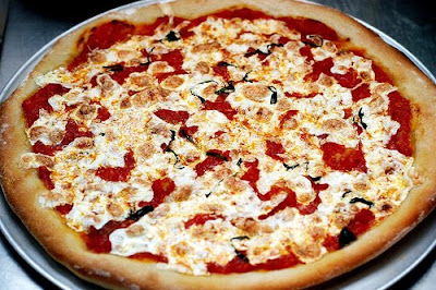 resep pizza dan cara membuat pizza