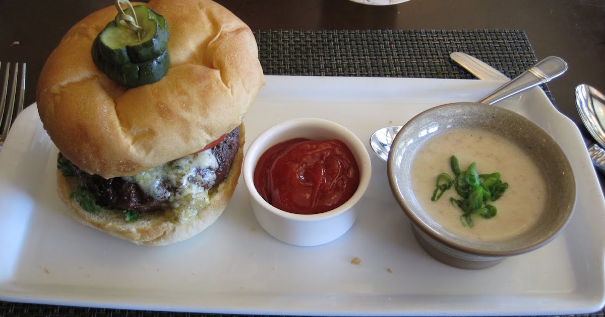 Lunch Club: Cedric's Tavern at Antler Hill Village at The Biltmore
