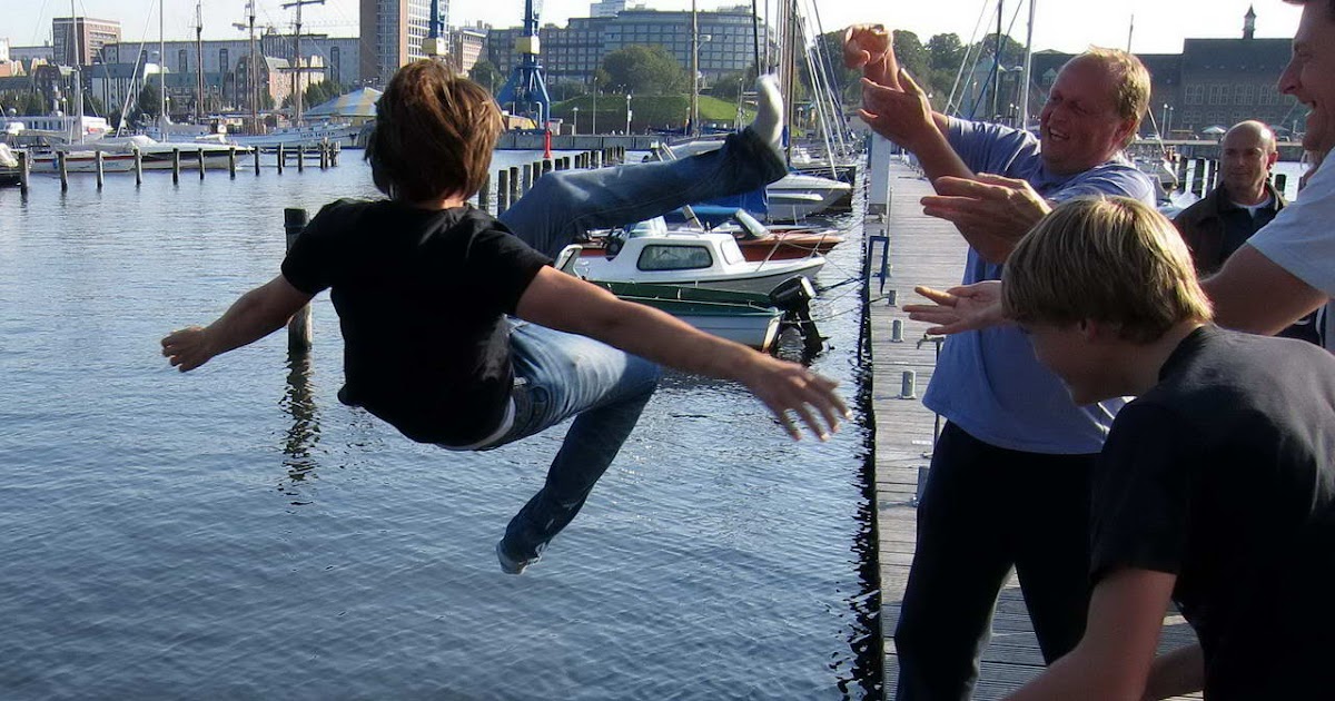 Ver Di Bei Real Rostock Streikt