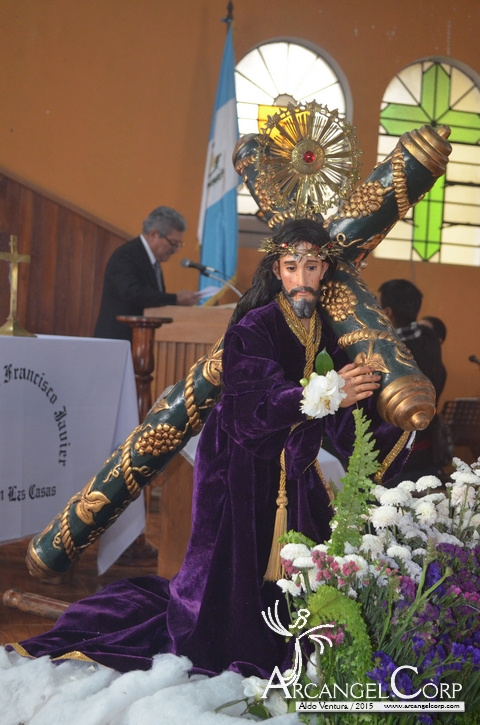 http://chapinac.blogspot.com/2015/01/donacion-de-imagenes-en-coban.html