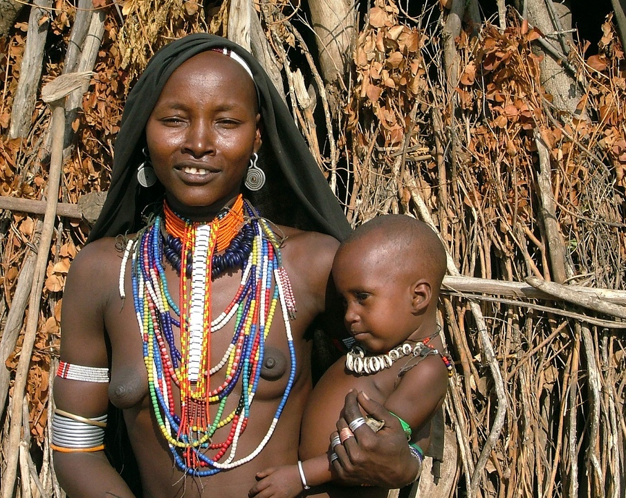 African Tribal Women Pictures 96