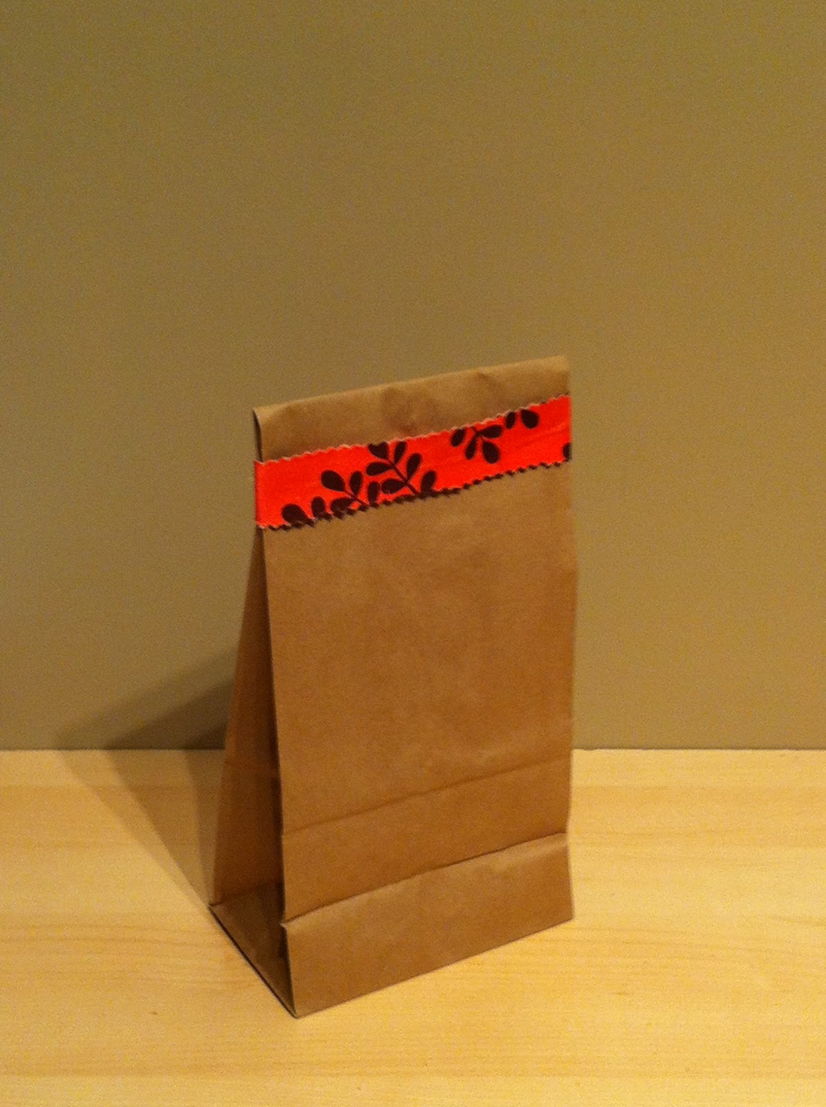 Abi Makes (Made by Abi) Fabric and wire bag closures