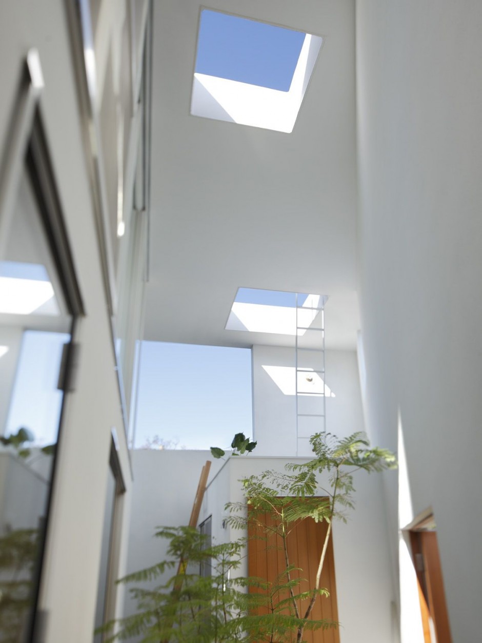 Inside Out House : By Takeshi Hosaka Architects ~ HouseVariety