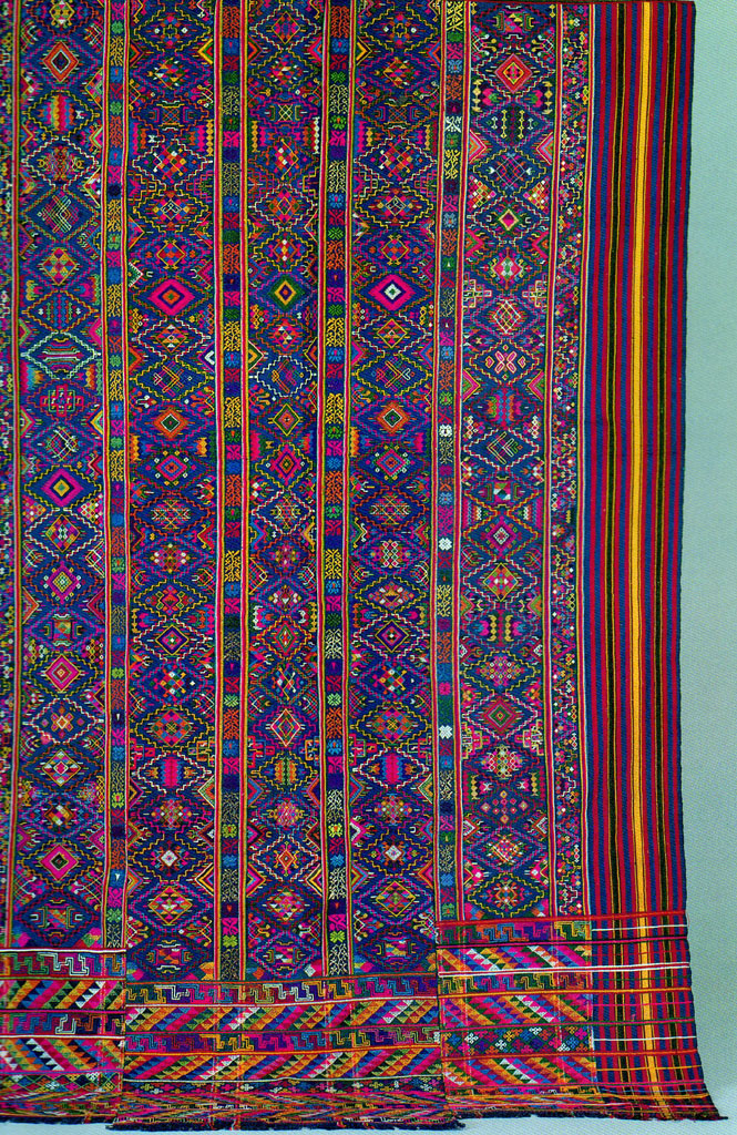 アジア民芸亜南キラ ブータンの織物