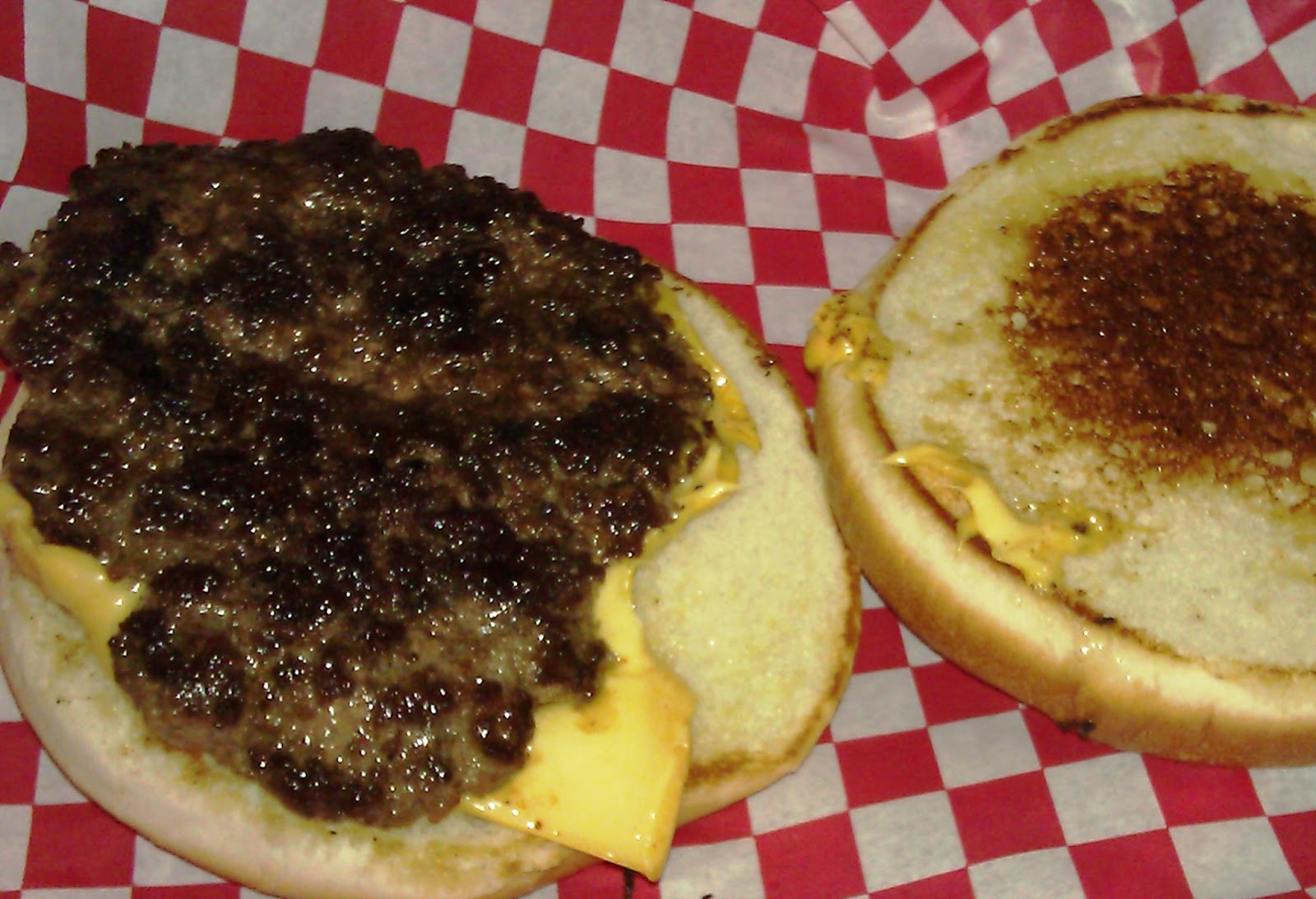 Honest and Accurate Burger Reviews by TheBurgerBusters Jake's of