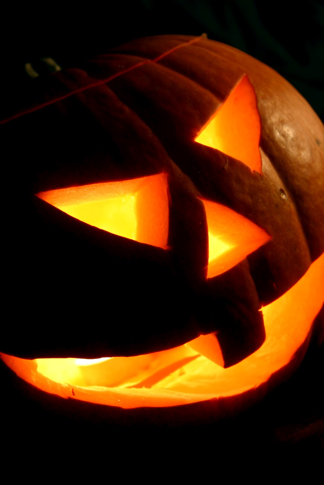 Lighting Your Pumpkin Best Halloween Tips