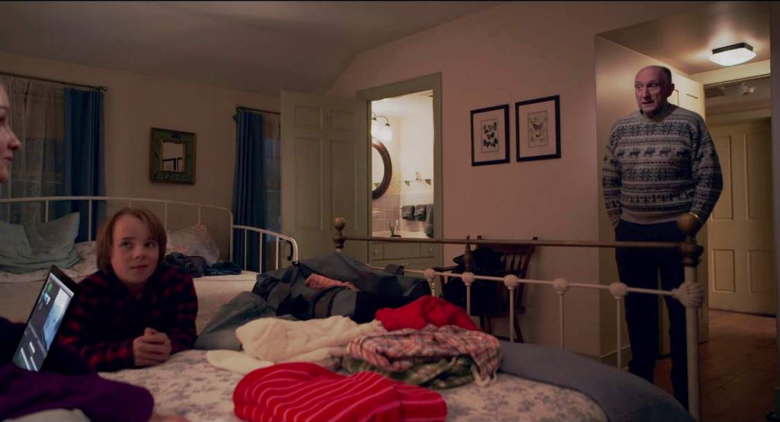 Something Cinematic The Visit Review An Unpleasent Time At Grandma's