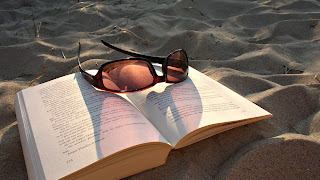 Book Gogle on Sand