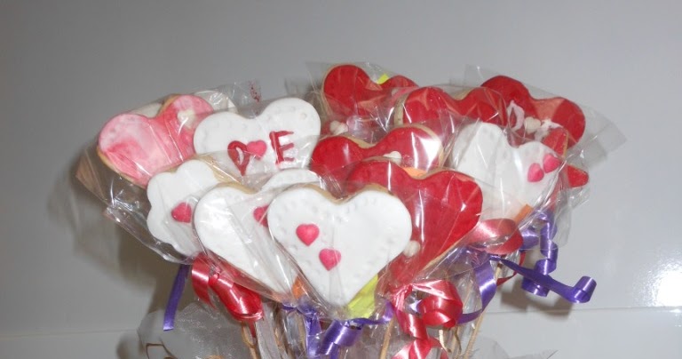 BORDO DÜŞLERİM Şeker Hamurundan Kurabiye Yapımı