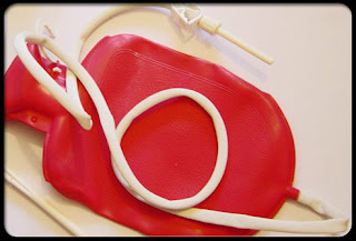 نقره لتكبير أو تصغير الصورة ونقرتين لعرض الصورة في صفحة مستقلة بحجمها الطبيعي