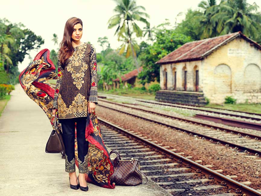 Elan, Elan Lawn, Rabia Butt, Designer Lawn of Pakistan, Lawn season, Lawn Mania, Top Lawn Designers, Pakistani Fashion, Pakistan Fashion, Buy Lawn online, Fashion, Fashion Blogger of Pakistan, Fashion Blogger, Red alice rao, redalicerao
