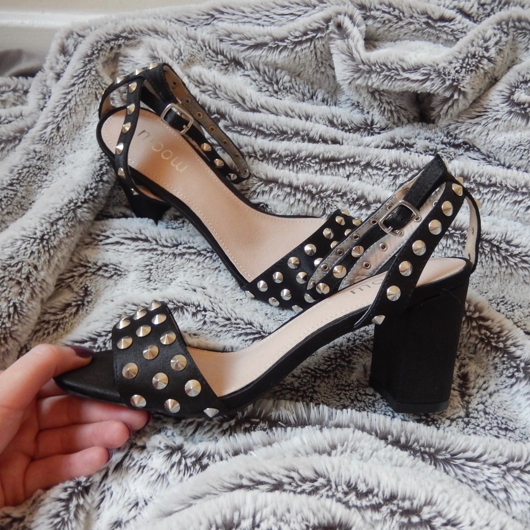 everything 10 pounds shoes