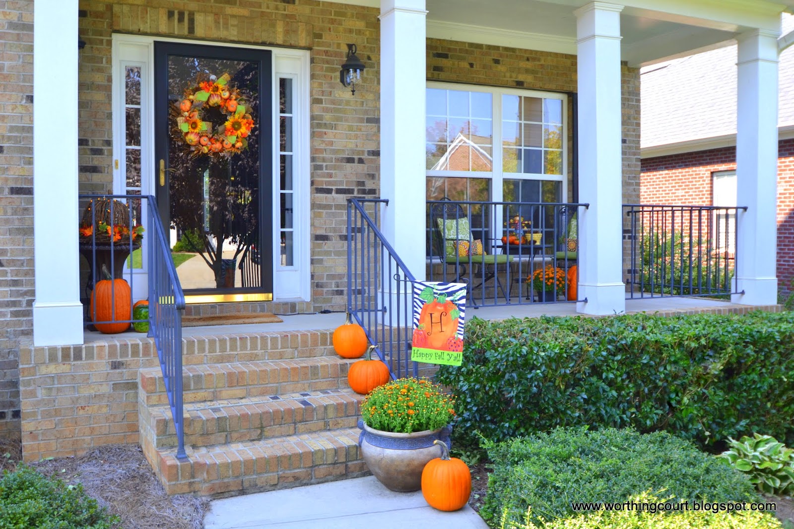 My Fall Decorations on the Front Porch | Worthing Court