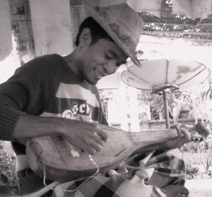 media Afandi - NTB: Jenis-jenis alat musik tradisional Sasak Lombok