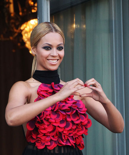 D Martez Show: Beyonce In P A R I S!!!!