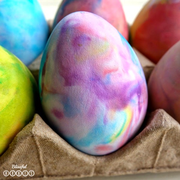 BLISSFUL ROOTS Shaving Cream & Food Coloring Dyed Easter Eggs