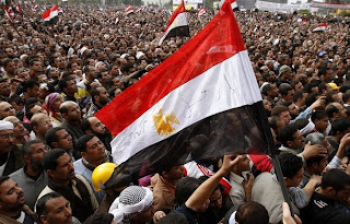 صور - علم مصر فى ميدان التحرير  3lm+%252821%2529