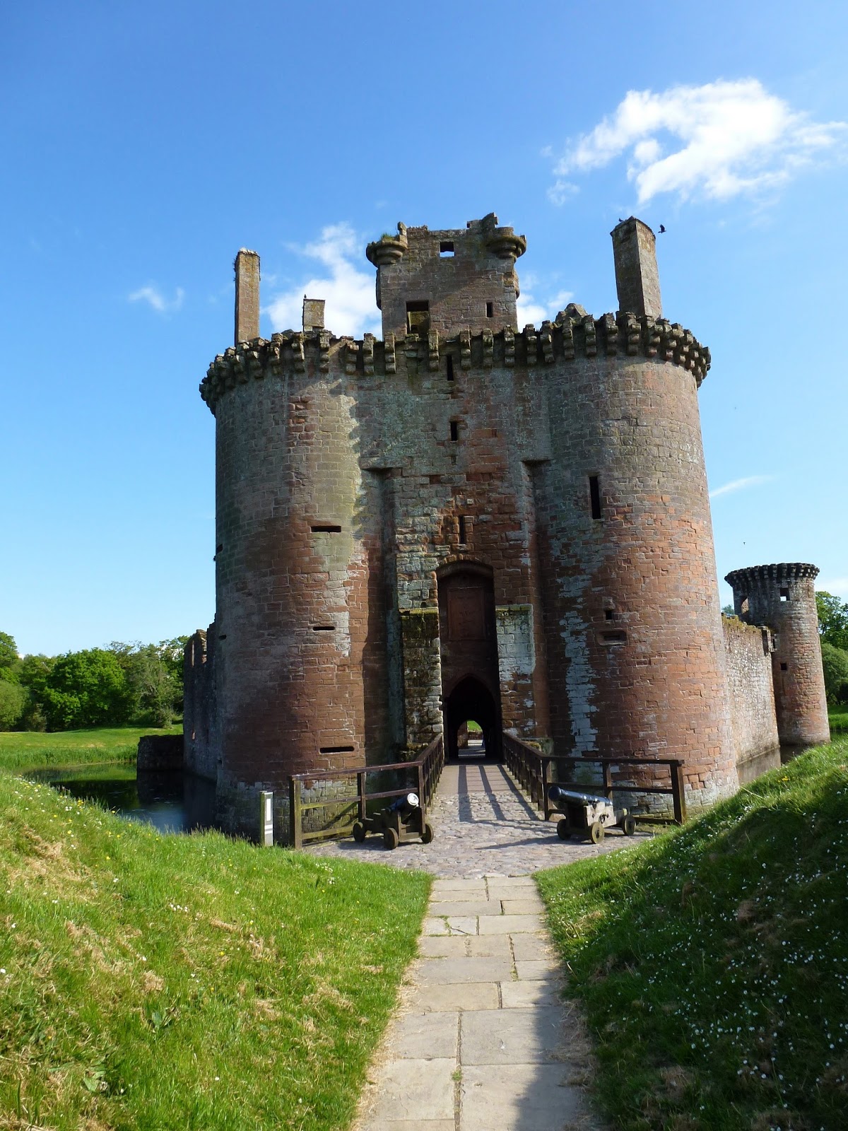 Wheeldale Woolcrafts Caerlaverock Castle