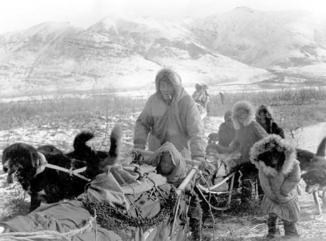 Pueblos en el hielo INUPIAQ (3) NORTE DE ALASKA (INTERIOR) Nunamiut