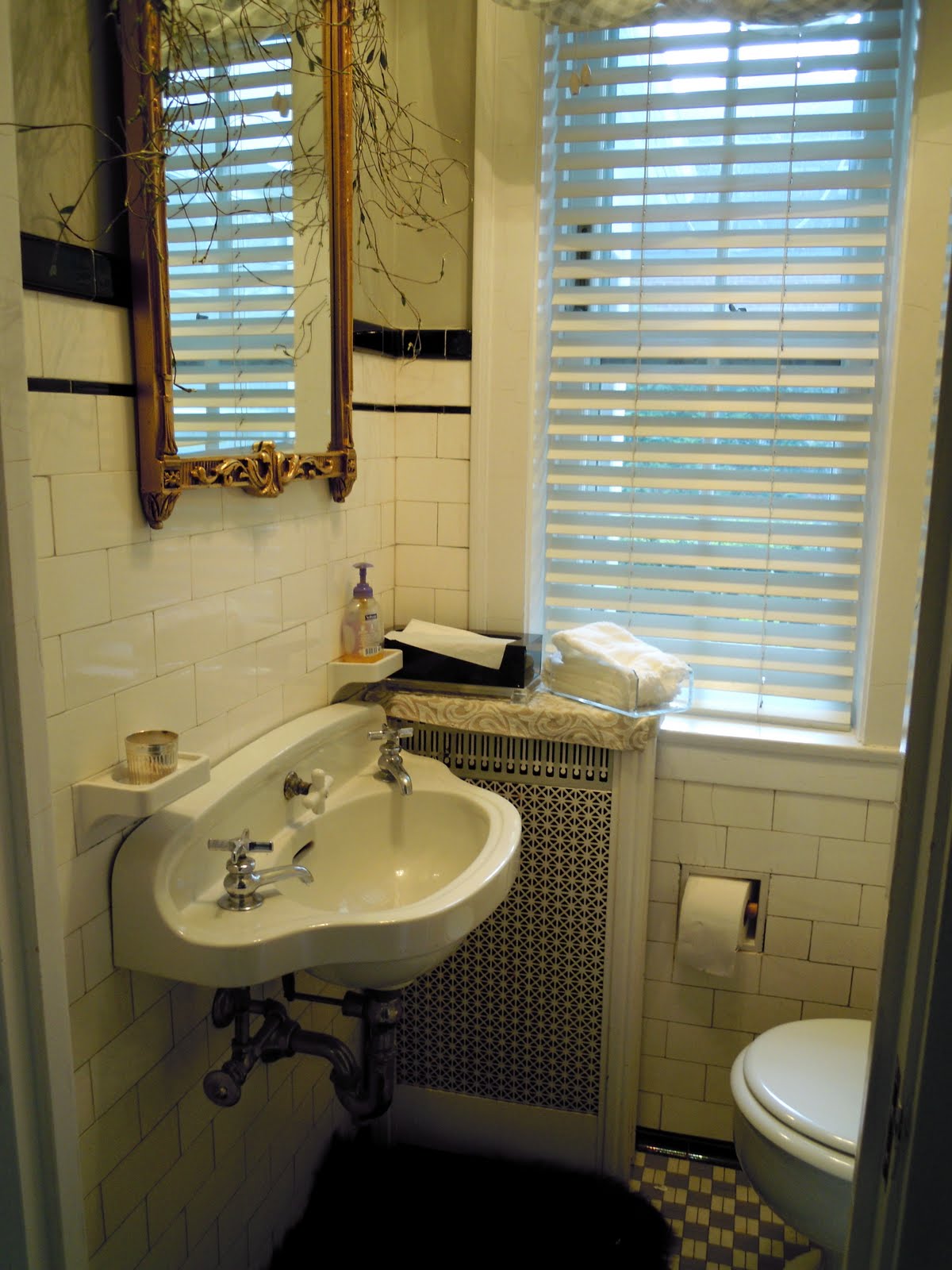 Small Powder Room Makeovers | Joy Studio Design Gallery ...