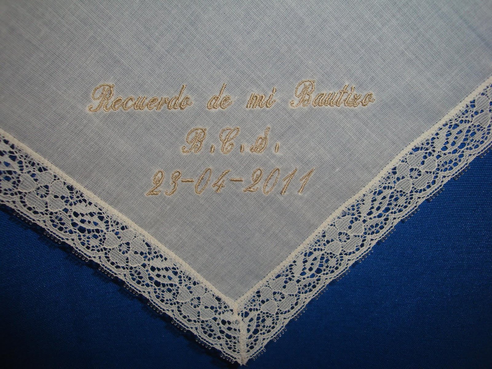Bordados. Pañuelos Bautizo